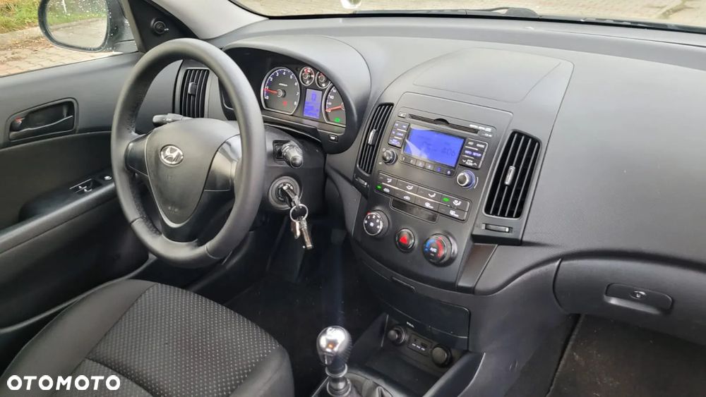 Hyundai i30 i30cw 1.6 Edition Plus - 26