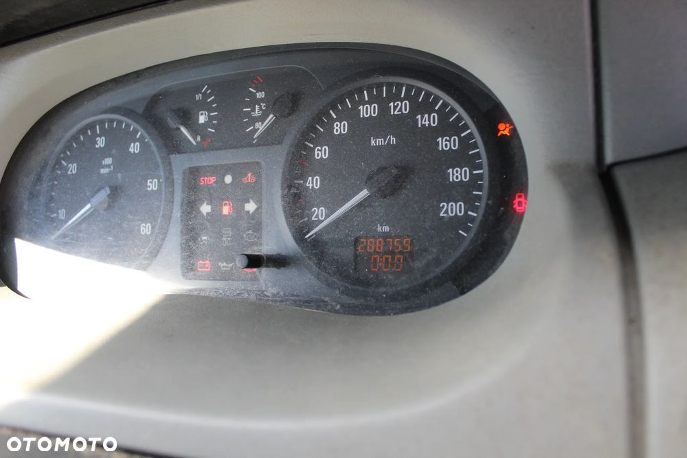 Opel Vivaro 1,9 DTI Kamper - 14