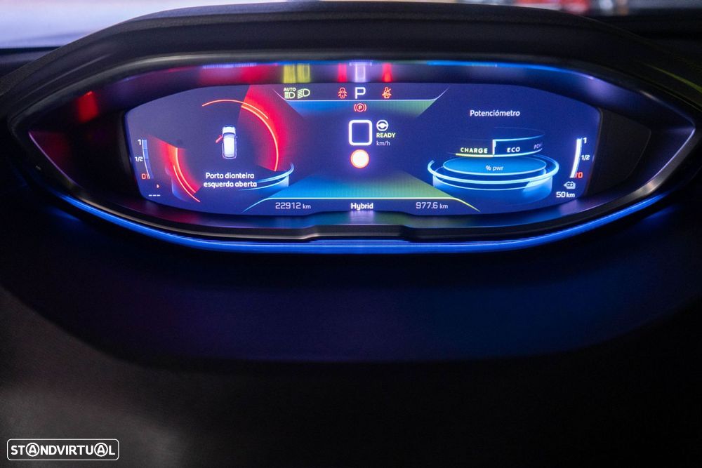 Peugeot 3008 1.6 Hybrid Allure Pack e-EAT8 - 28