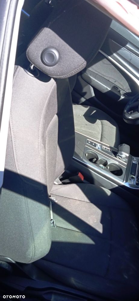 Na części Audi A6 C8 2.0 TDI LX5B drzwi zderzak klapa błotnik deska wyświetlacz fotel kanapa - 4