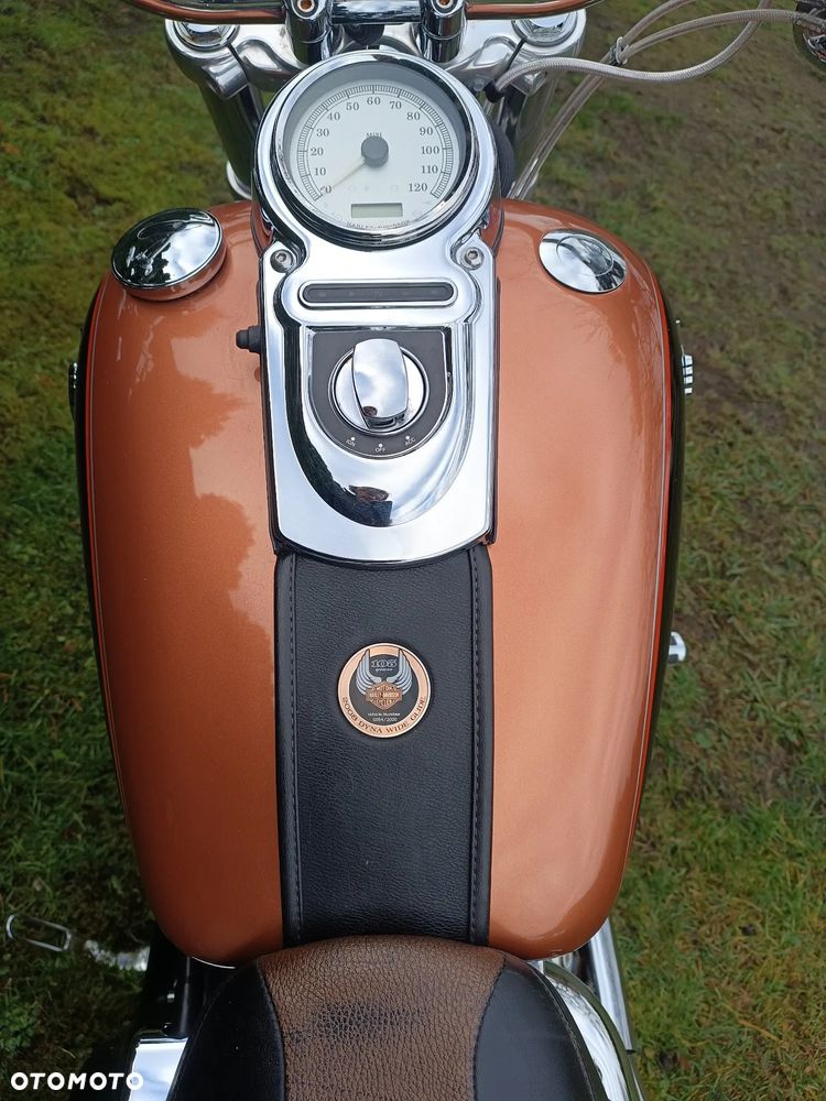 Harley-Davidson Dyna Wide Glide - 11