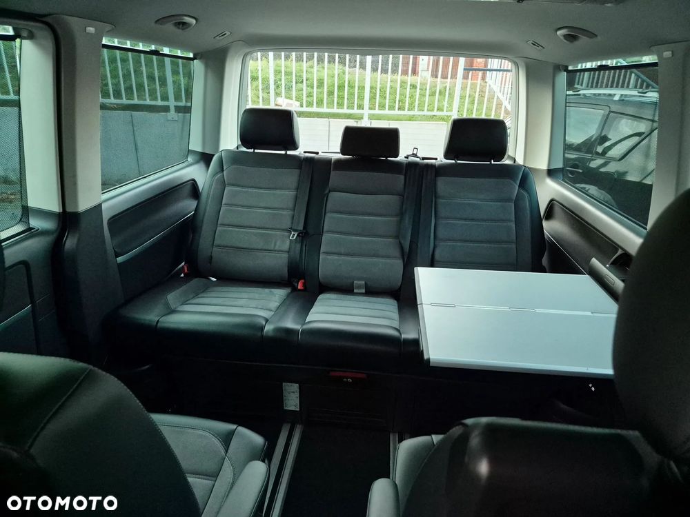 Volkswagen Multivan - 29