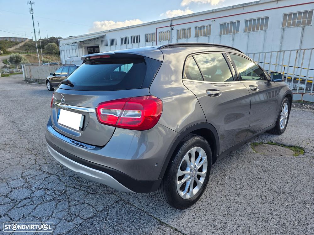 Mercedes-Benz GLA 180 CDI Urban - 3