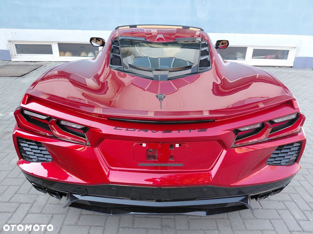 Chevrolet Corvette - 30