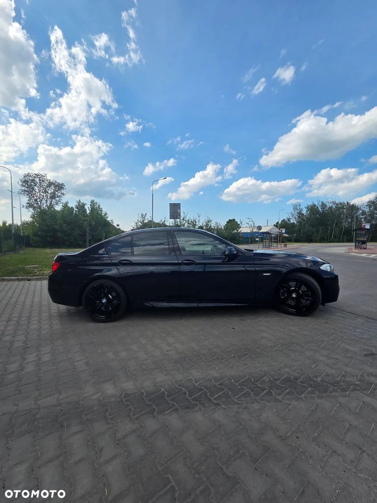 BMW Seria 5 550i Sport-Aut - 5