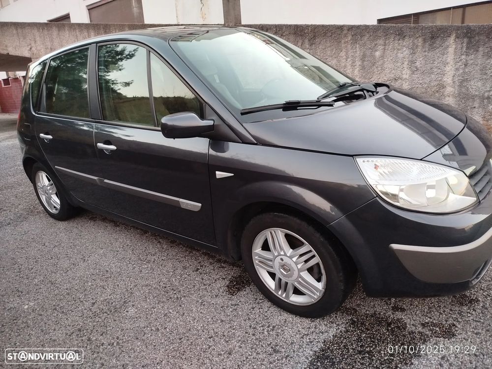 Renault Scénic 1.5 dCi Dynamique Luxe - 4