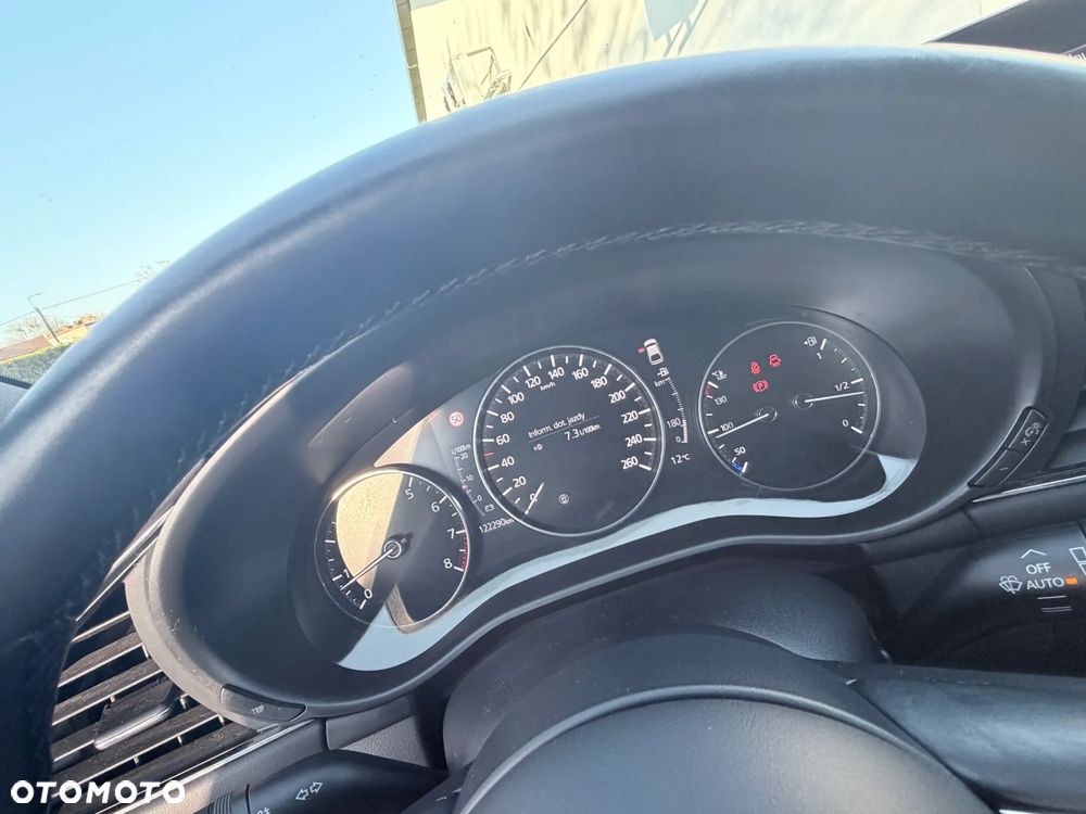 Mazda 3 SKYACTIV-X 2.0 M-Hybrid SELECTION - 20