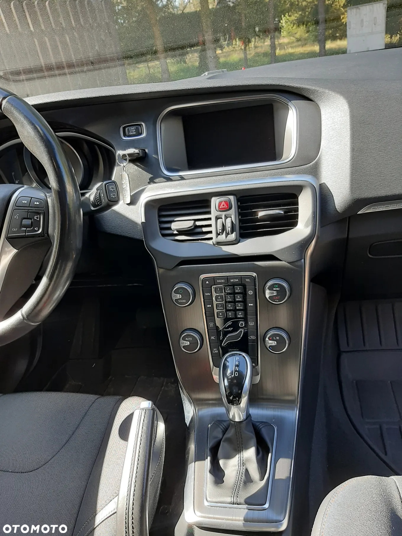 Volvo V40 Cross Country D2 Base - 16