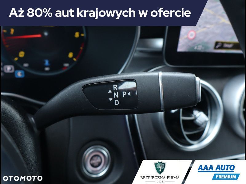 Mercedes-Benz GLC - 12