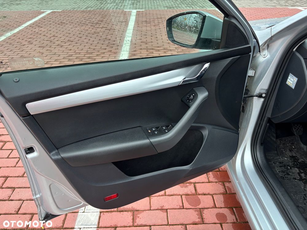 Skoda Octavia 1.5 TSI ACT Ambition - 9