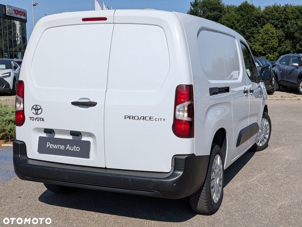 Toyota PROACE CITY - 9