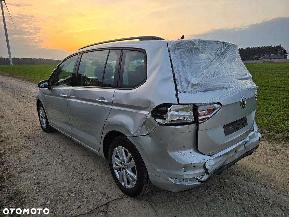 Volkswagen Touran 1.5 TSI EVO Comfortline - 3