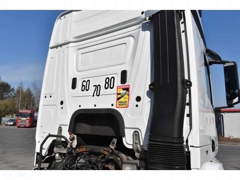 Mercedes-Benz Actros - 35