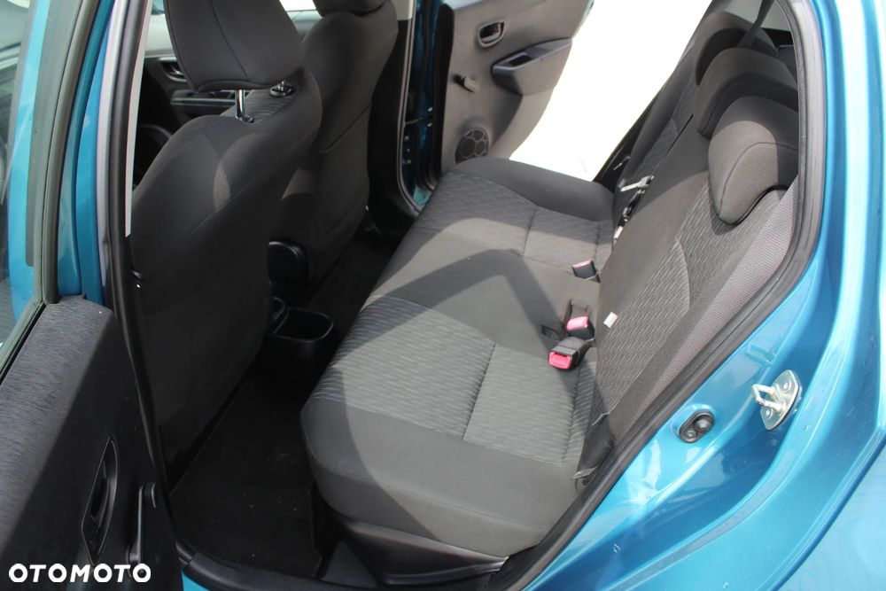 Toyota Yaris Hybrid 100 Premium - 20