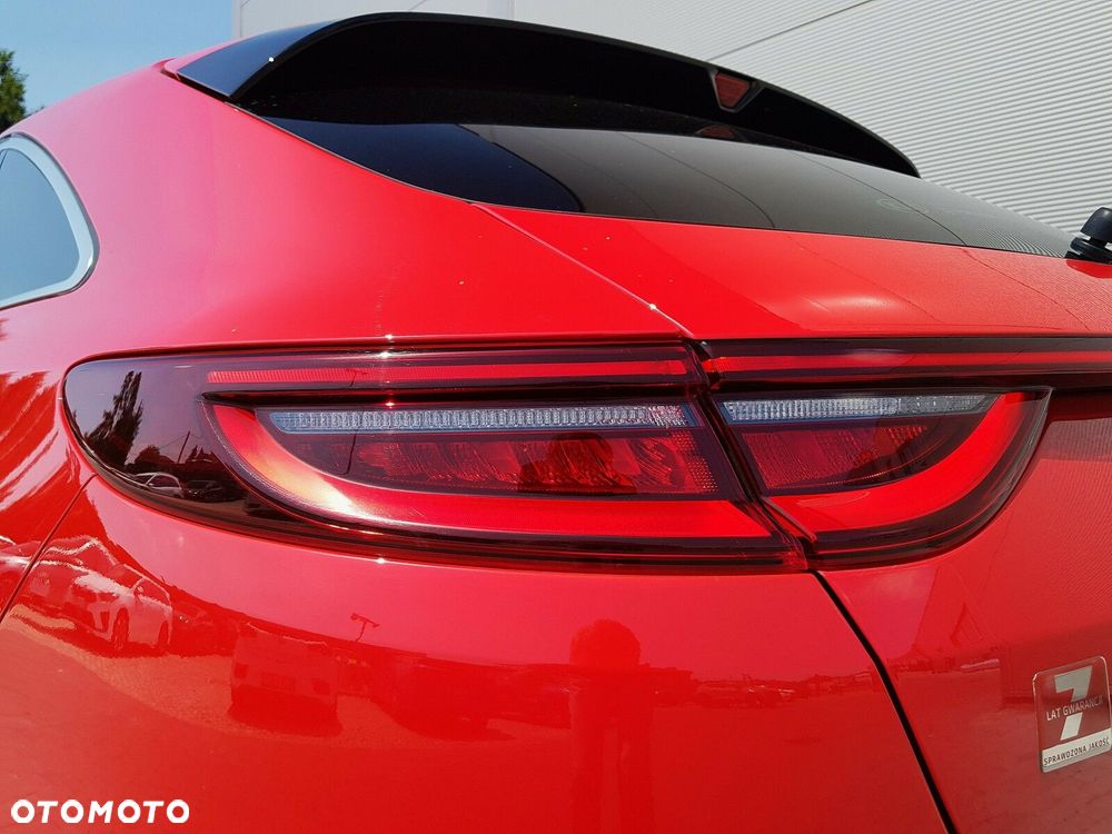 Kia ProCeed 1.6 T-GDI GT - 11