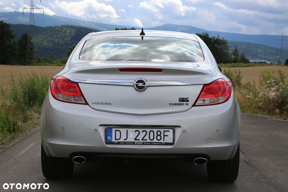 Opel Insignia 2.0 T Sport 4x4 - 22