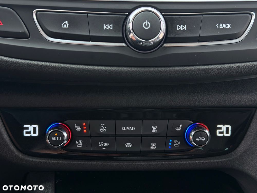 Opel Insignia - 28