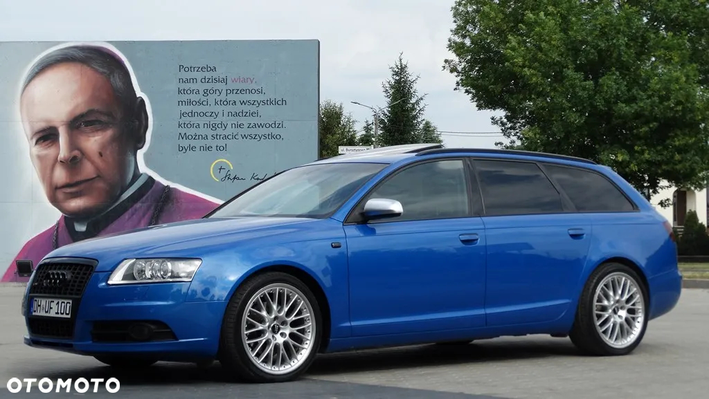 Audi A6 Avant 2.4 quattro - 32