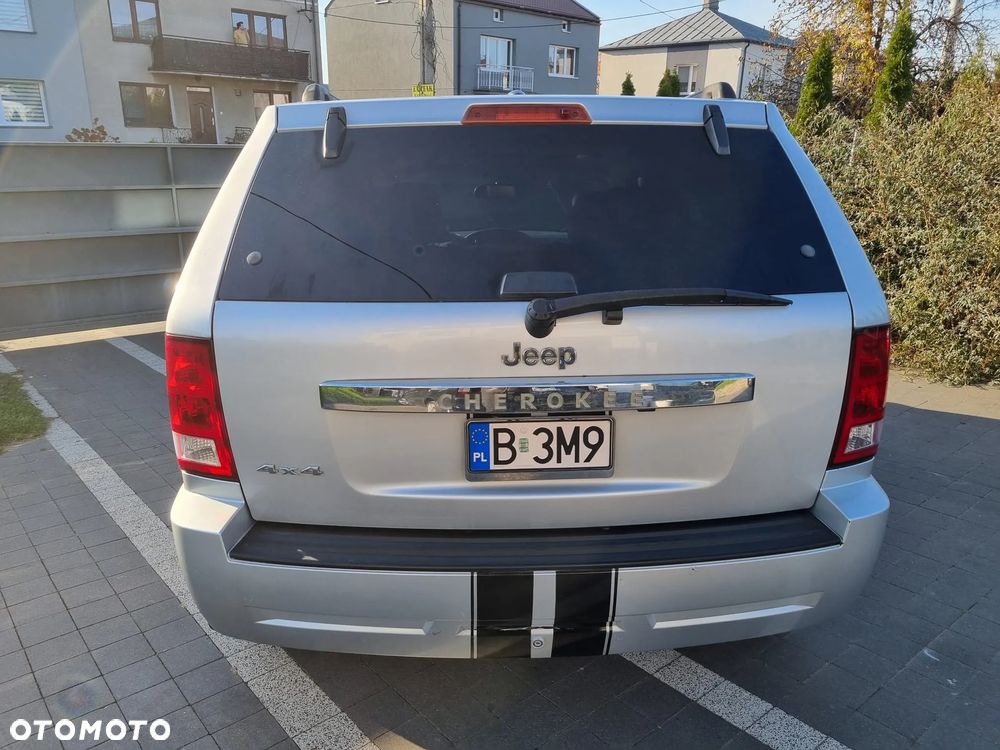 Jeep Grand Cherokee - 5