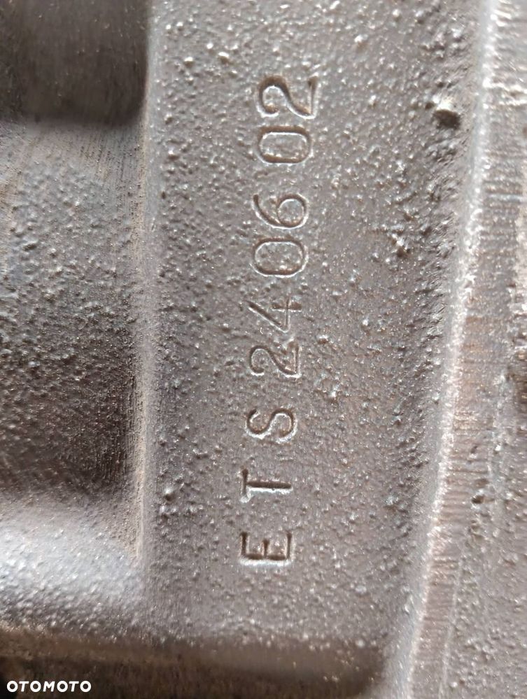 KOMPLETNE ZAWIESZENIE BELKA SANKI TYŁ QUATTRO DYFER WAŁ AUDI A4 B6 2.5 TDI - 3