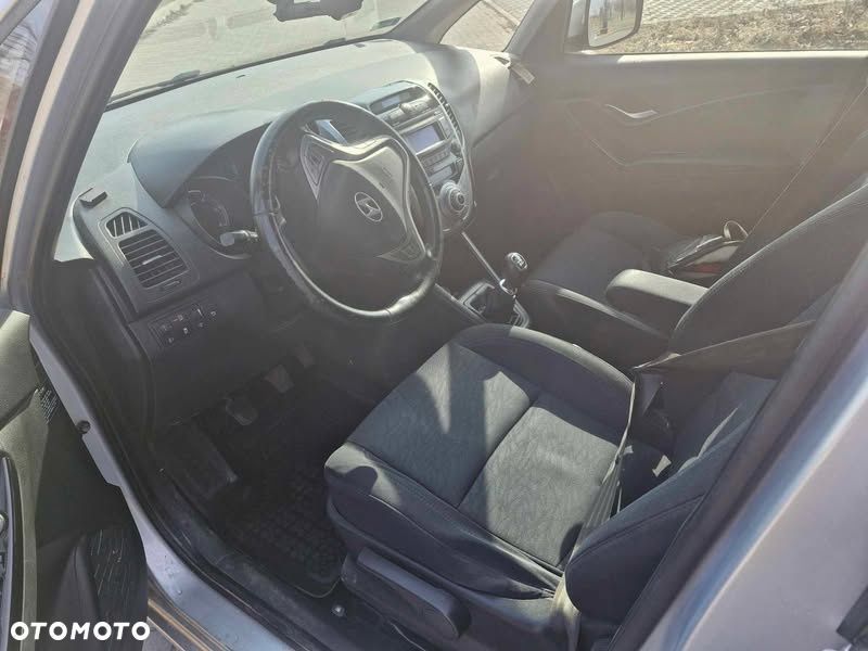 Hyundai ix20 - 5