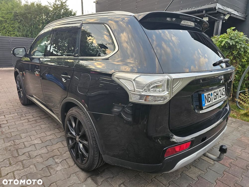 Mitsubishi Outlander 2.2 DI-D 4WD Diamant Edition - 6