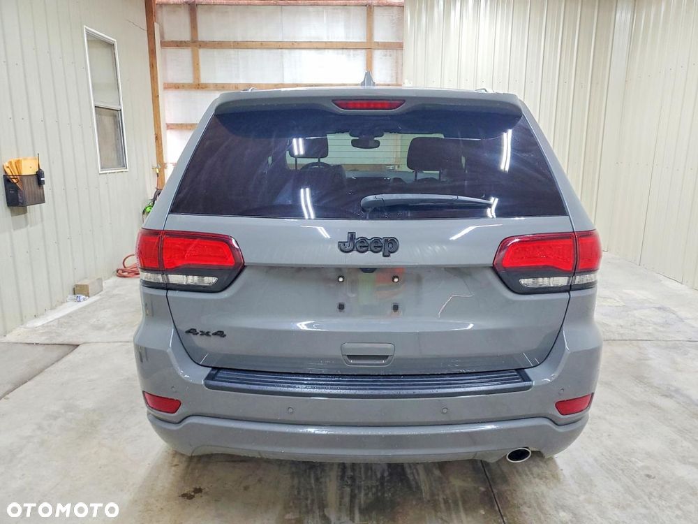 Jeep Grand Cherokee - 5