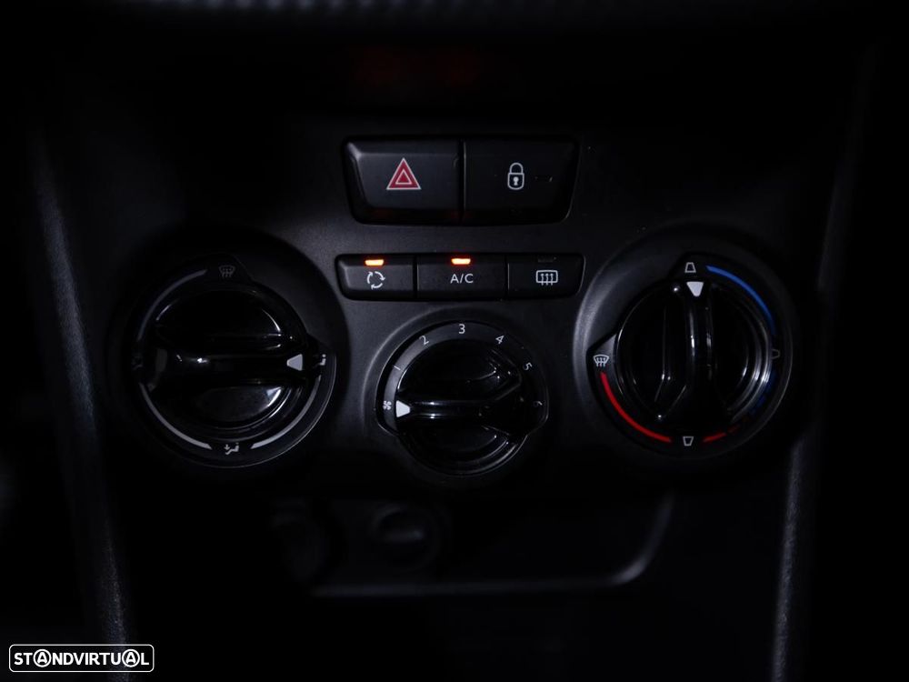 Peugeot 208 1.2 PureTech Allure - 15