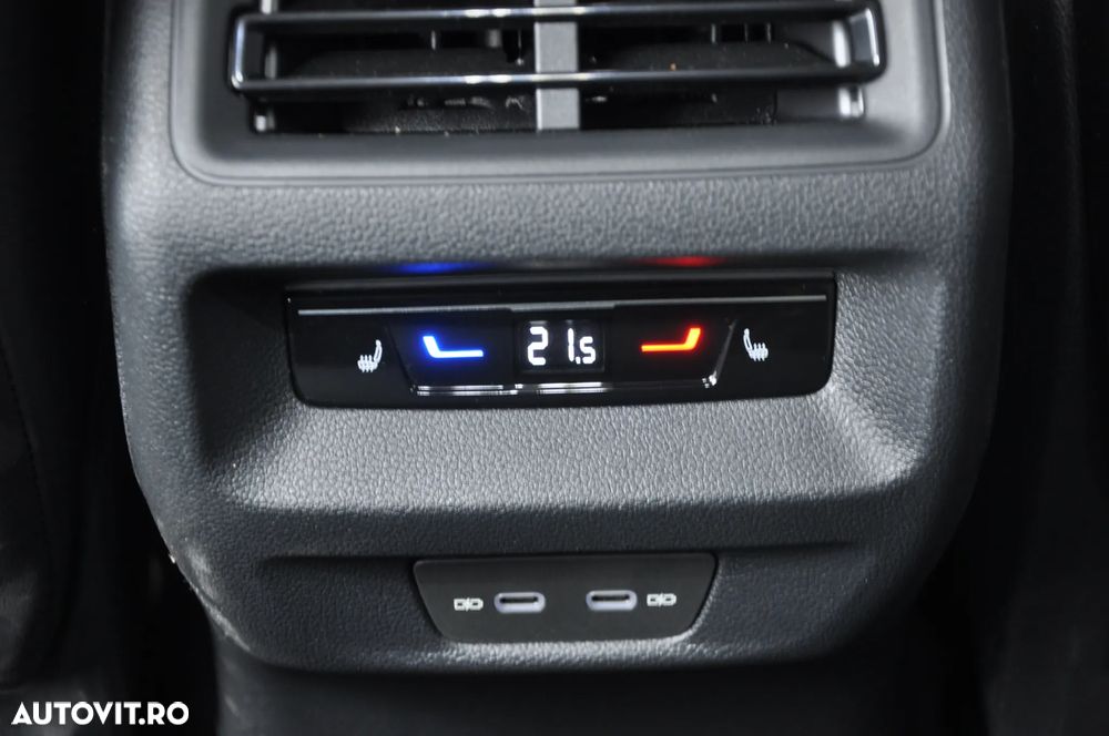 Volkswagen Tayron 1.5 TSI DSG PHEV Elegance - 33