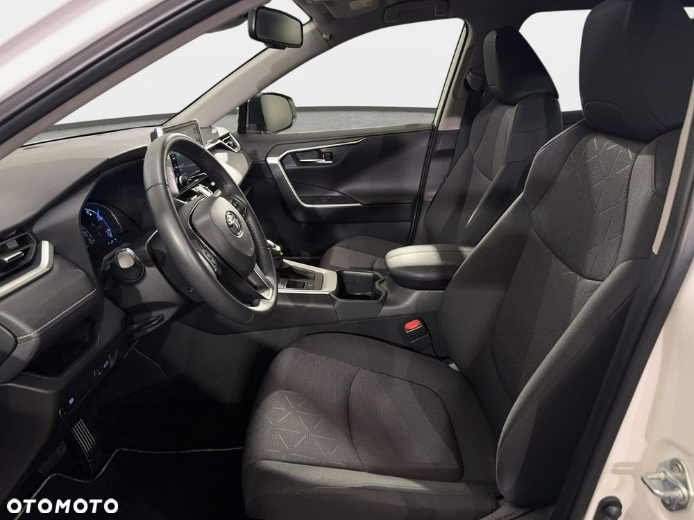 Toyota RAV4 - 13