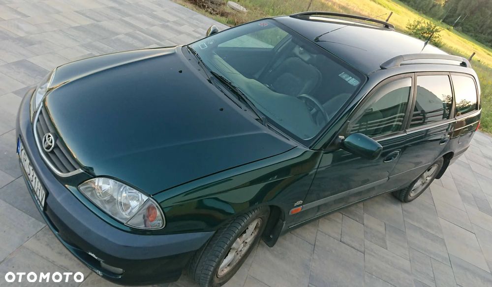 Toyota Avensis 2.0 D-4D Sol - 1