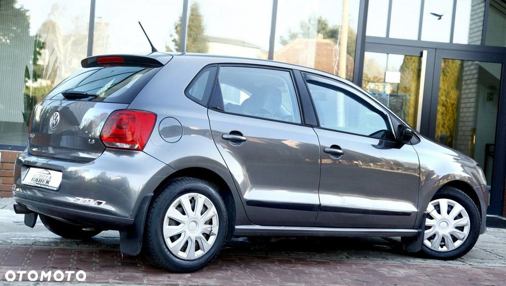 Volkswagen Polo 1.4 16V Comfortline - 8