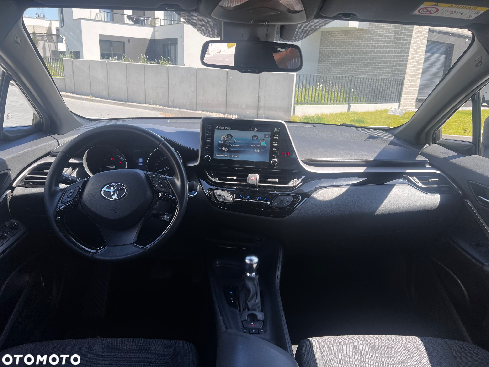 Toyota C-HR 1.8 Hybrid Business Edition - 10