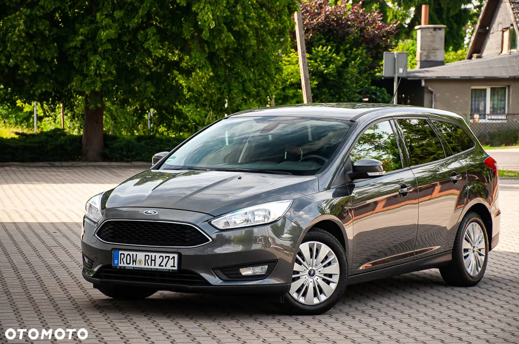 Ford Focus 1.5 EcoBlue Start-Stopp-System TITANIUM - 20