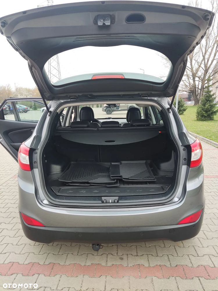 Hyundai Tucson 2.0 CRDI 4WD Automatik Premium - 12