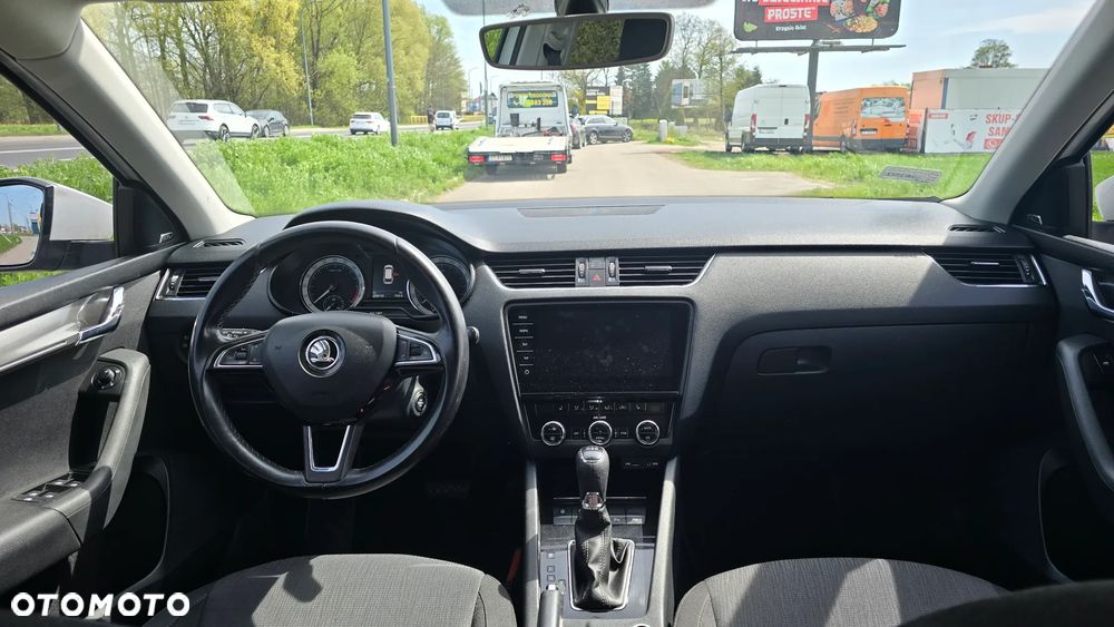 Skoda Octavia 1.6 TDI DSG Style - 7