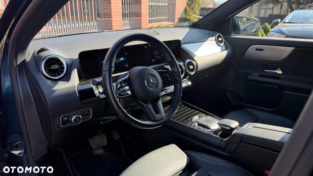 Mercedes-Benz GLA 200 Business Edition - 10