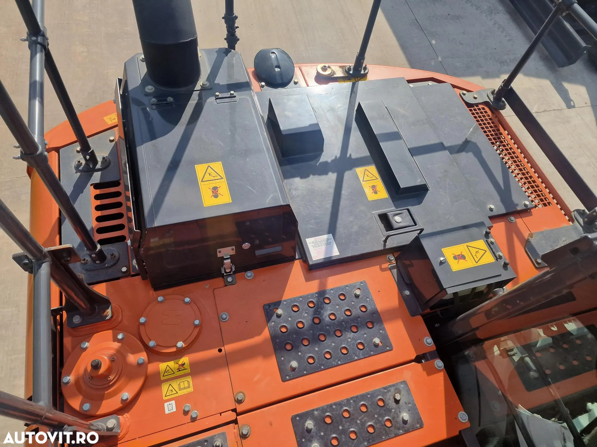Hitachi ZX130-6, 2020, 2.745h, cupa NOUA, consum 8,6l/h, Ad sapare 6m, Aer cond, camera spate, camere laterale, Inst picon, CA NOU, posibilitate leasing 4 ani, PROMOTIE 73900 EUR+Tva - 40