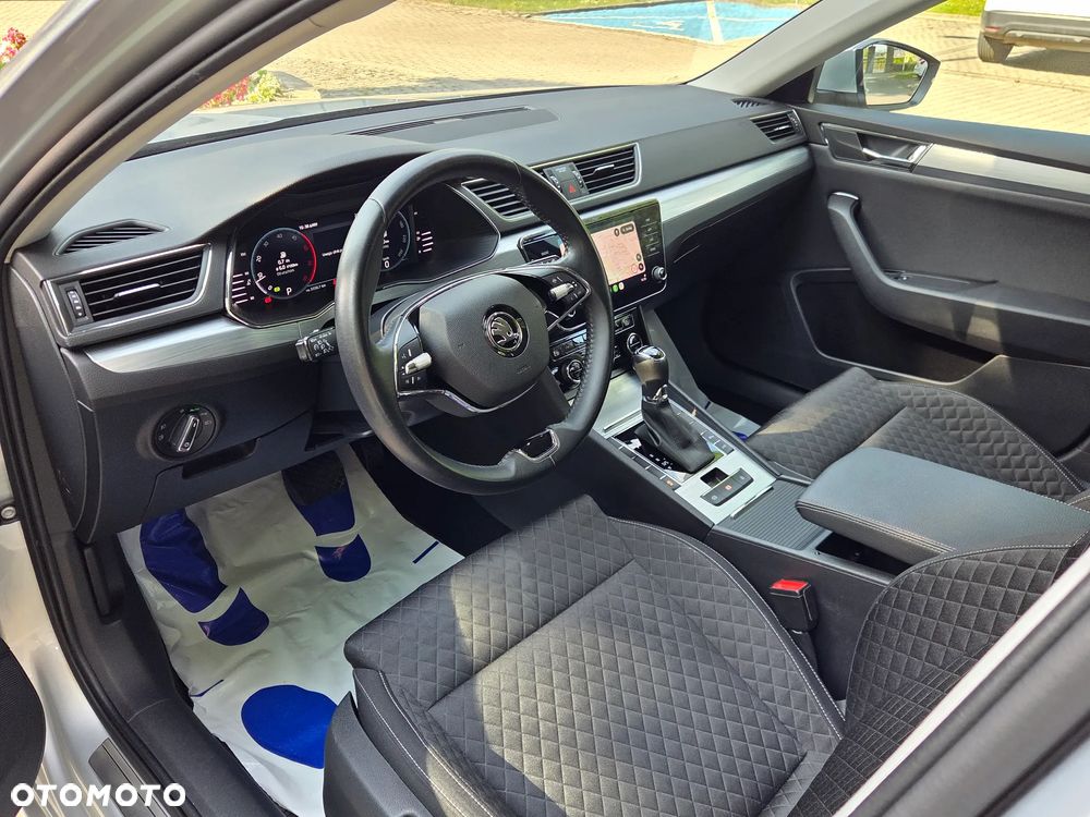 Skoda Superb 2.0 TDI SCR Ambition DSG - 18