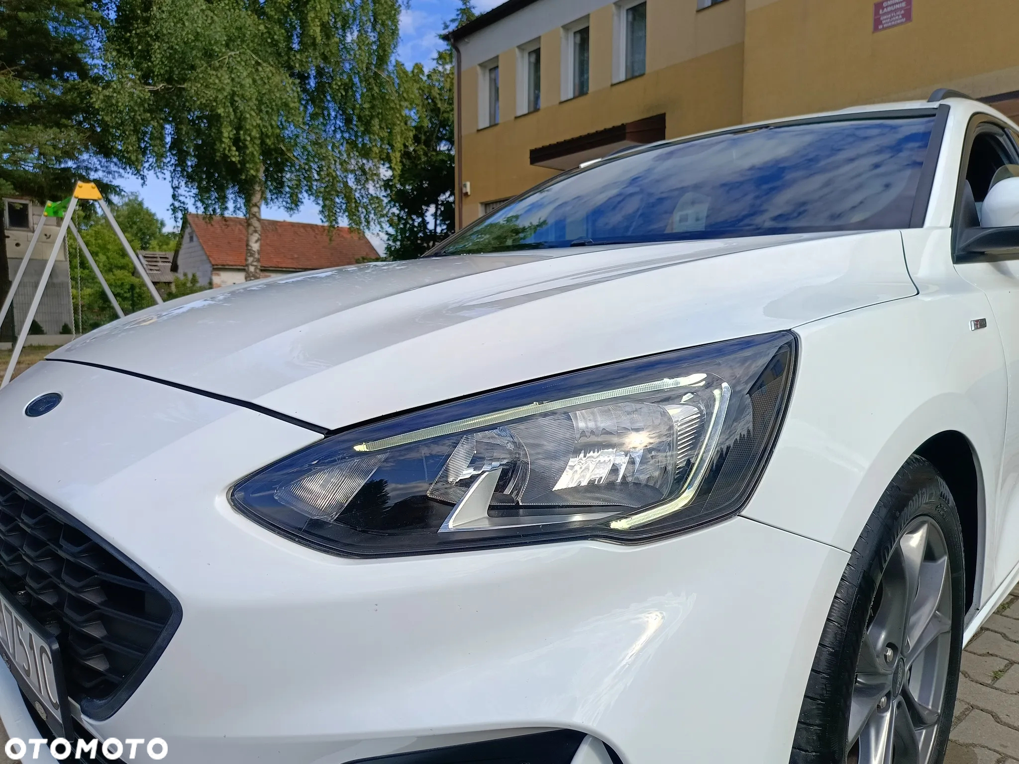 Ford Focus Turnier 1.5 EcoBlue Start-Stopp-System ST-LINE DESIGN - 12