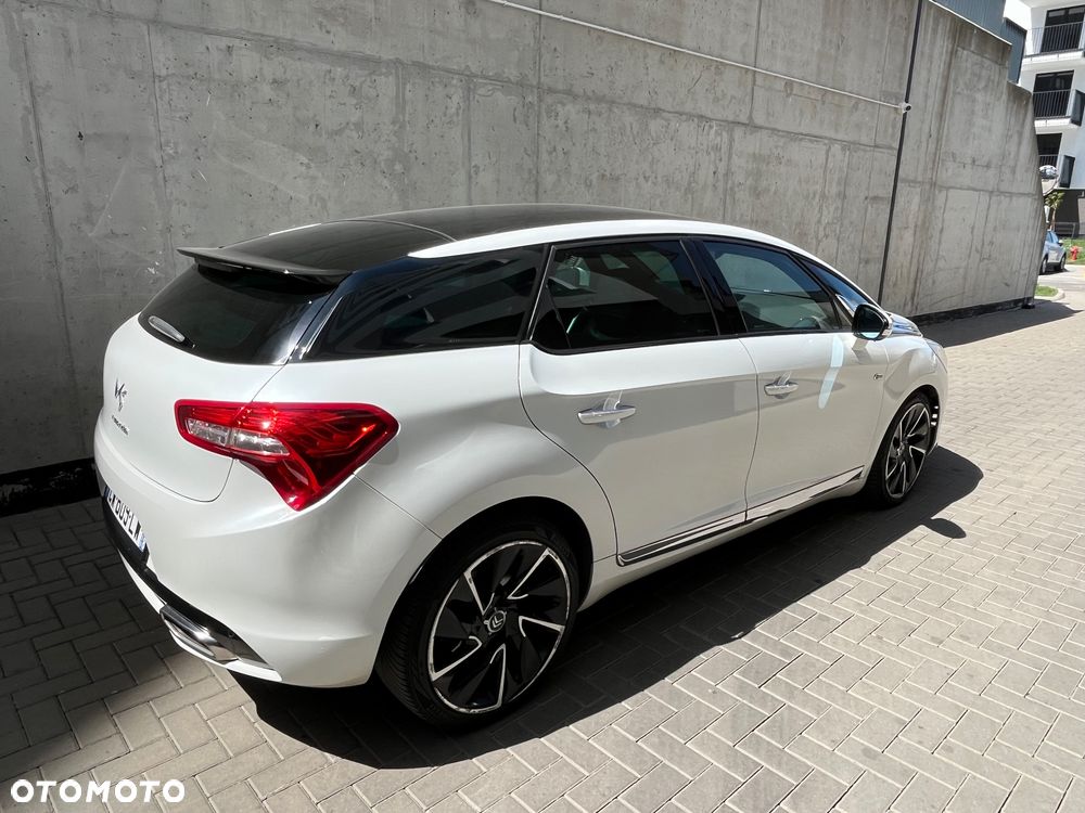 Citroën DS5 Hybrid4 EGS6 SportChic - 5