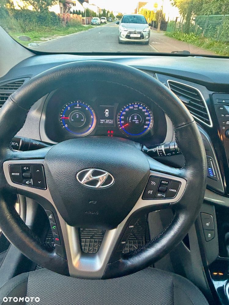 Hyundai i40 Kombi blue 1.7 CRDi Style - 11