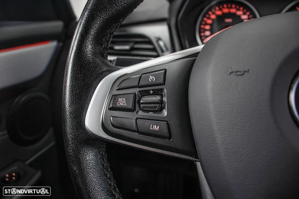 BMW 216 Active Tourer d Line Sport - 33