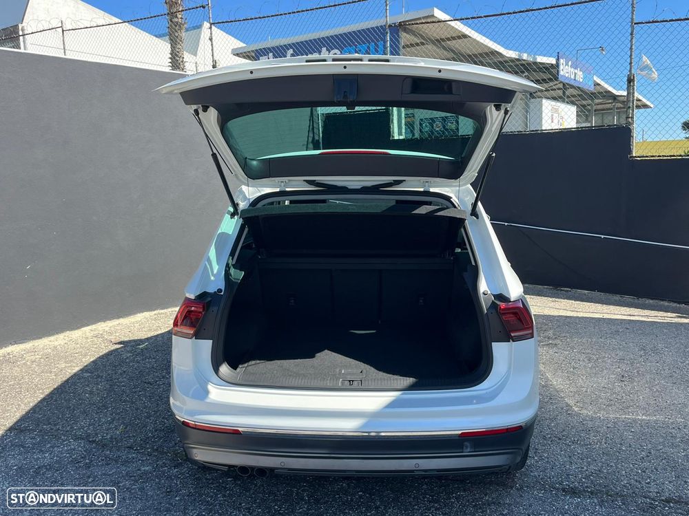 VW Tiguan 2.0 TDi Sport BlueMotion 4Motion DSG - 13