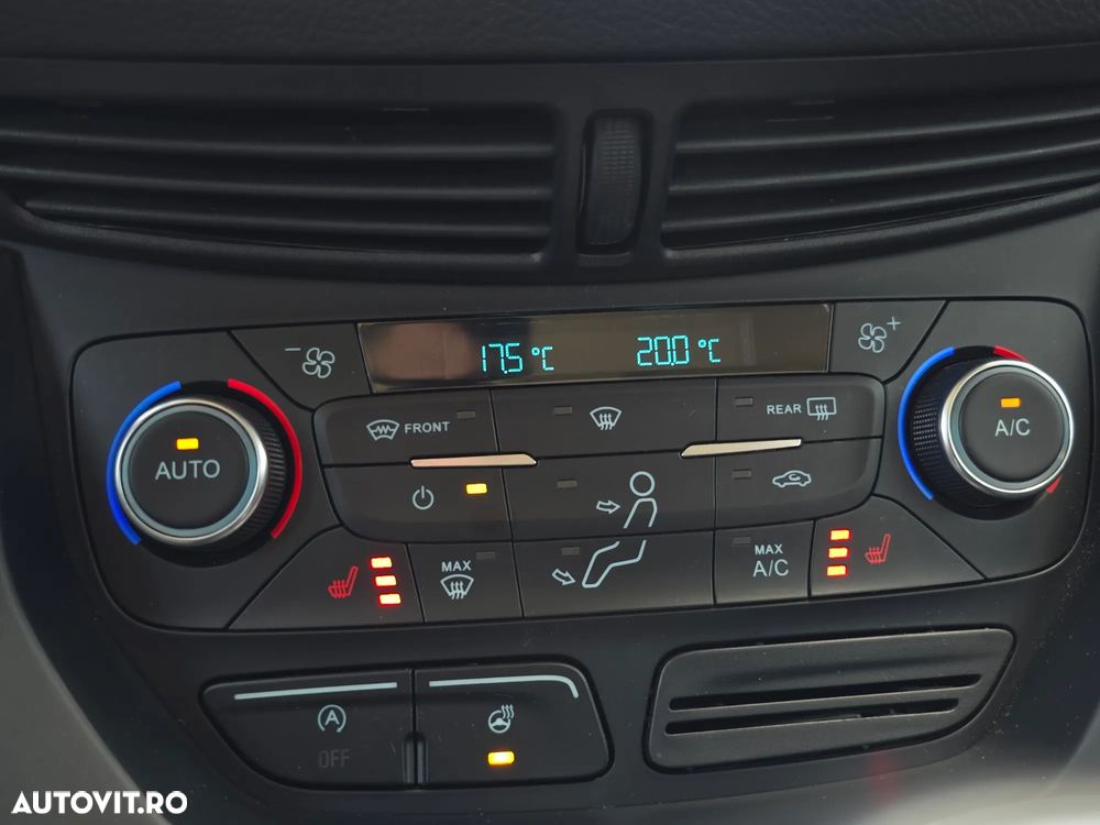 Ford Kuga 1.5 TDCi 2WD Titanium - 10