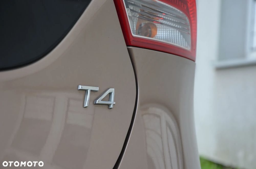 Volvo V40 Cross Country T4 Momentum - 35