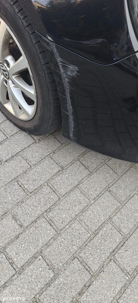 Volkswagen Golf 1.6 TDI Highline - 4