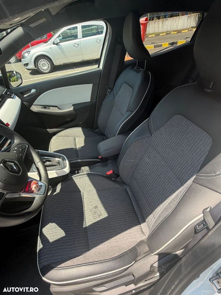 Renault Clio - 10