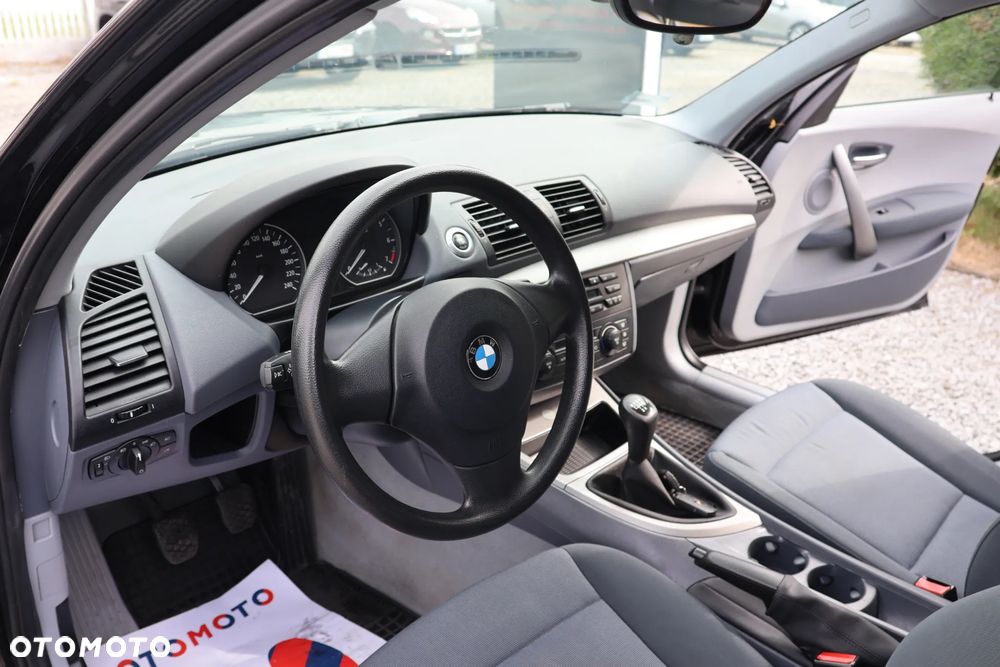 BMW Seria 1 116i - 6