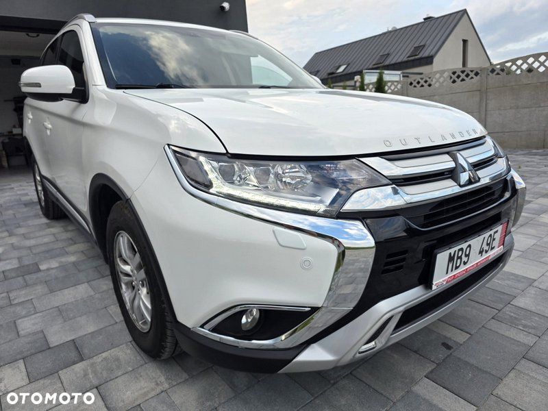 Mitsubishi Outlander 2.0 Intense + Navi 4WD CVT - 6